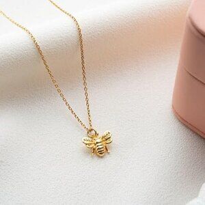 Gold Bee Necklace Dainty Bee Necklace Bumble Bee Necklace Honey Bee Pendant Bug